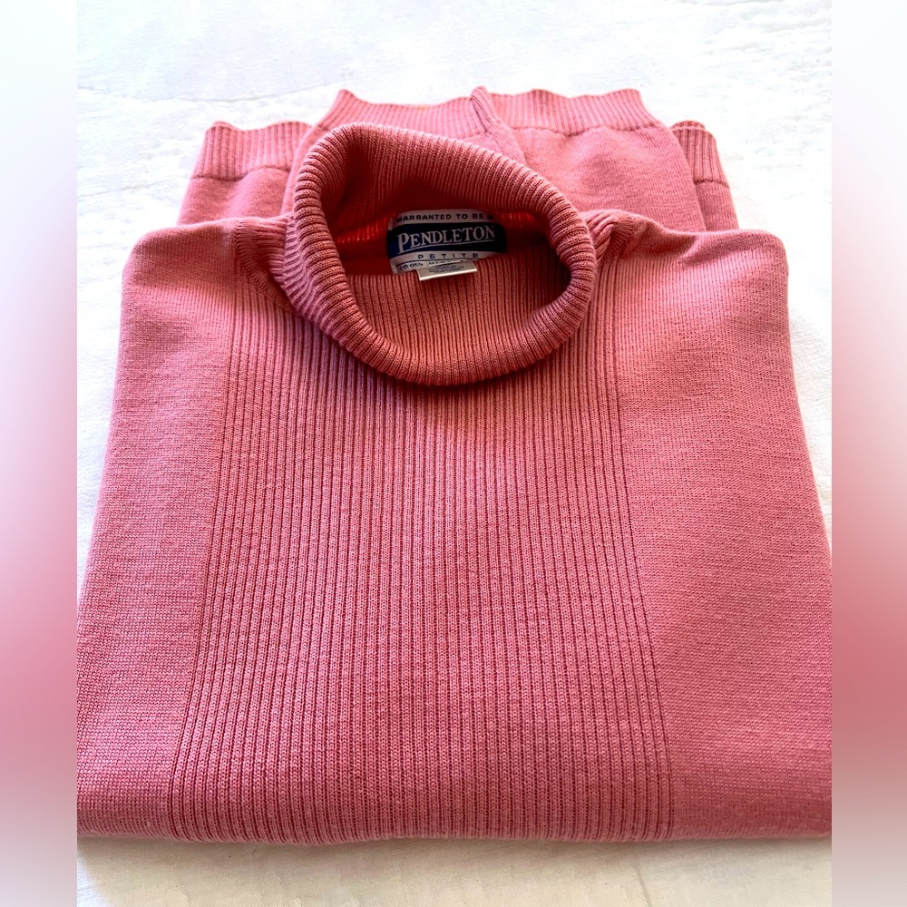 Pendleton Women’s Fitted Merino Turtleneck Sweater - Petite Small in Rosy Coral.